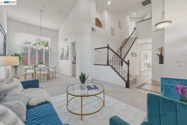 5689 Mollie Cir, Livermore, CA 94551