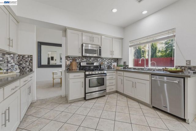5689 Mollie Cir, Livermore, CA 94551