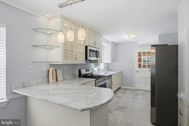 8715 GEREN RD, Silver Spring, MD 20901