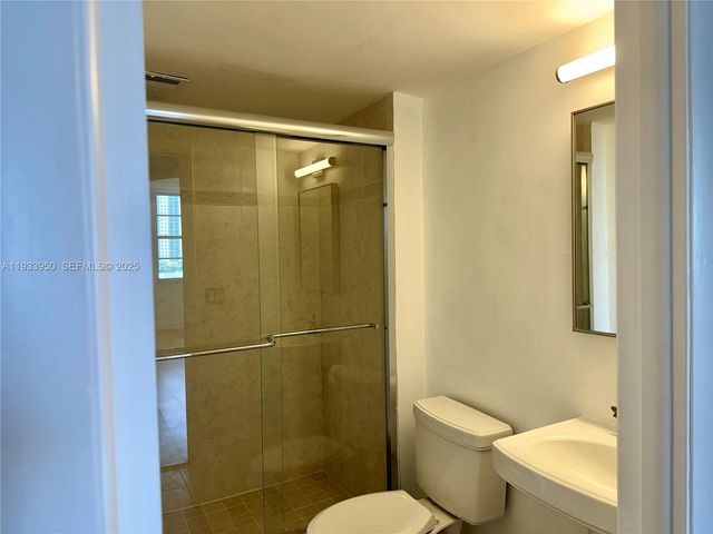 2851 NE 183rd St 1007E, Aventura, FL 33160