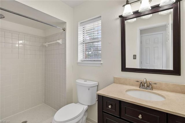 937 Welch CIR, Virginia Beach, VA 23452