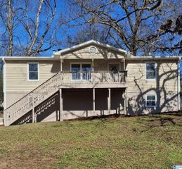 225 ASH CIRCLE, Trussville, AL 35173