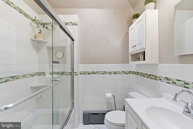 2873 GILLINGHAM ST, Philadelphia, PA 19137