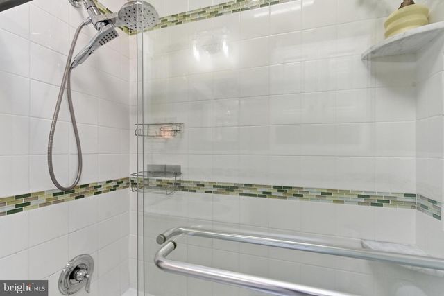 2873 GILLINGHAM ST, Philadelphia, PA 19137