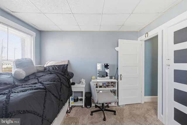 2873 GILLINGHAM ST, Philadelphia, PA 19137