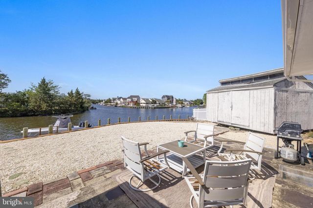 34 LAKE SINGLETON CT, Tuckerton, NJ 08087