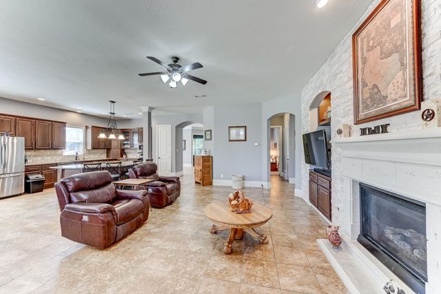 19708 N San Gabriel River Circle, Cypress, TX 77433