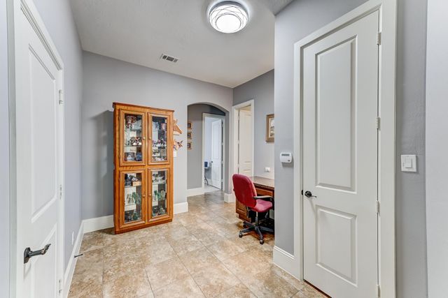19708 N San Gabriel River Circle, Cypress, TX 77433