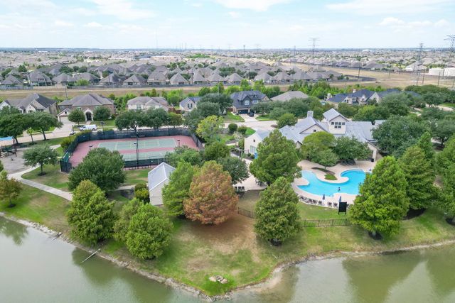 19708 N San Gabriel River Circle, Cypress, TX 77433