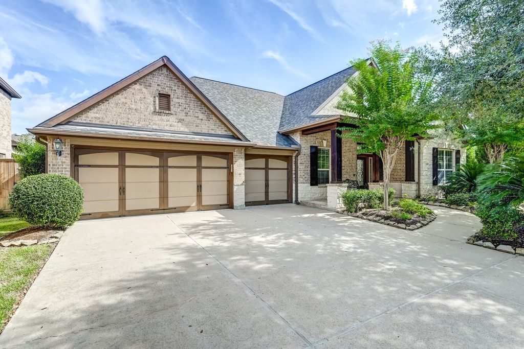 19708 N San Gabriel River Circle, Cypress, TX 77433