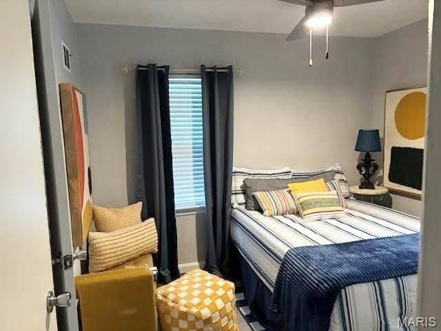 7008 Rohn Drive, St Louis, MO 63121