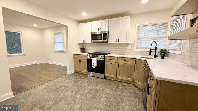 115 GLOUCESTER AVE, Magnolia, NJ 08049