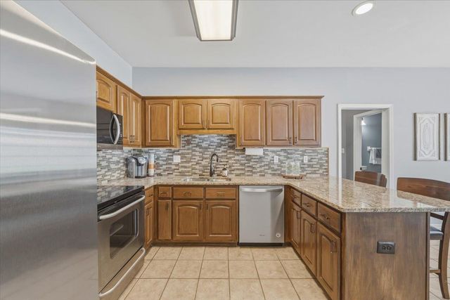 164 DANBROOKE DR, Collierville, TN 38017