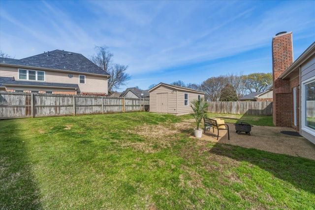 164 DANBROOKE DR, Collierville, TN 38017