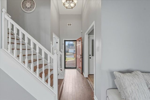 164 DANBROOKE DR, Collierville, TN 38017