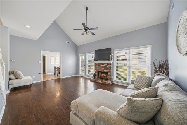 164 DANBROOKE DR, Collierville, TN 38017