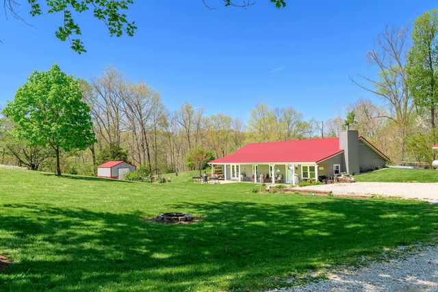 5182 W Woodland Road, Ellettsville, IN 47429