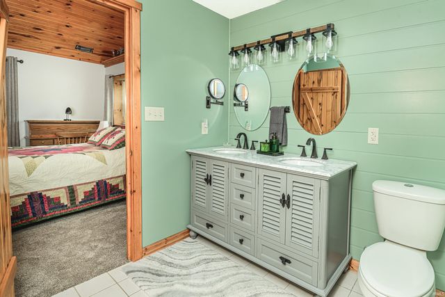 5182 W Woodland Road, Ellettsville, IN 47429