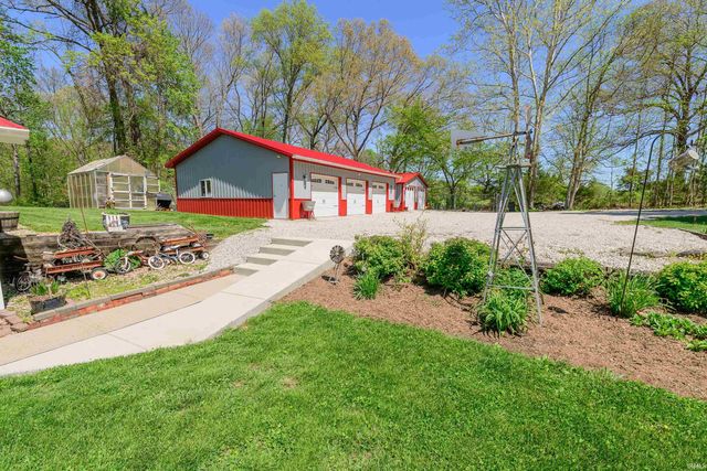 5182 W Woodland Road, Ellettsville, IN 47429