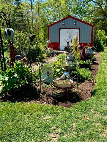 5182 W Woodland Road, Ellettsville, IN 47429