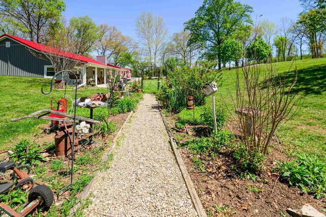 5182 W Woodland Road, Ellettsville, IN 47429