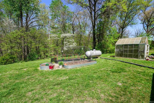5182 W Woodland Road, Ellettsville, IN 47429