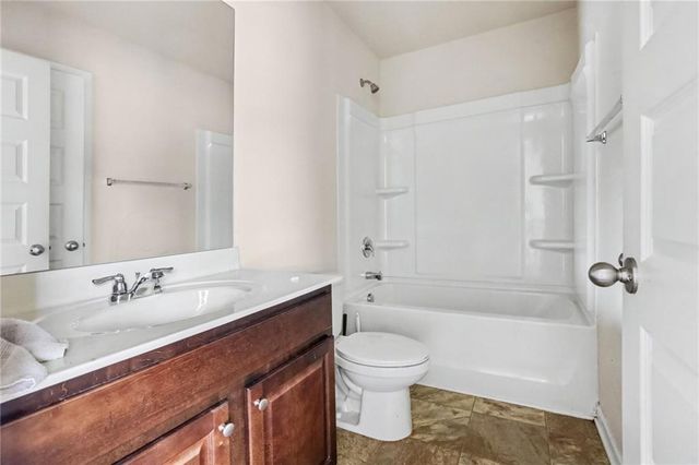646 Toronto Circle, Hampton, GA 30228