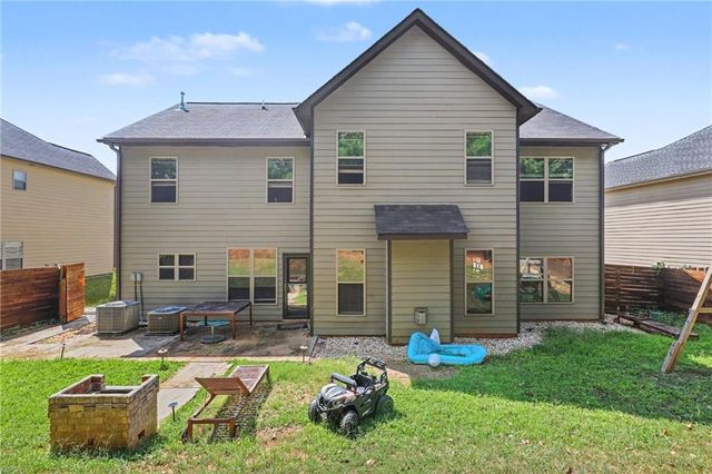 646 Toronto Circle, Hampton, GA 30228