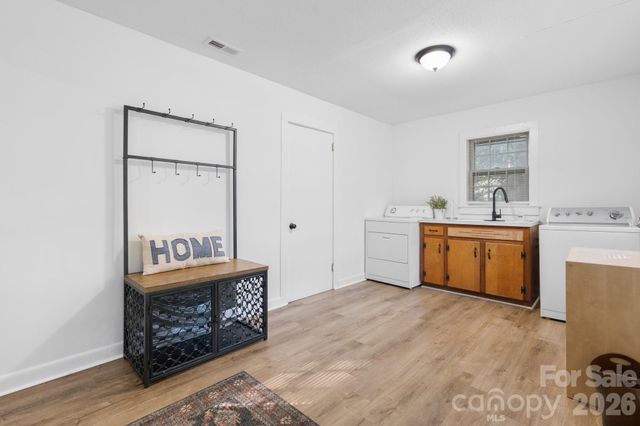 116 Barnes Lane, Stony Point, NC 28678