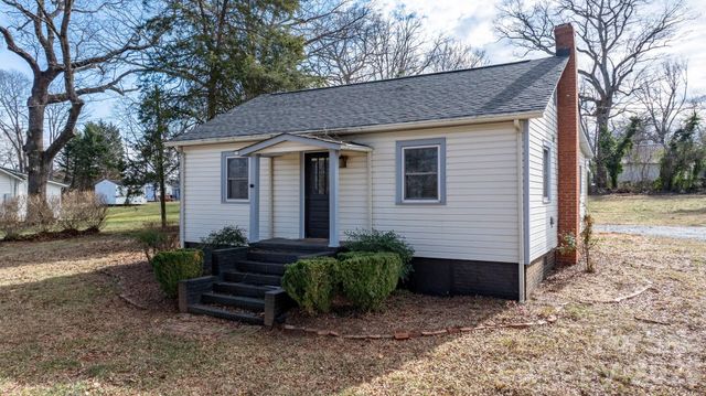 116 Barnes Lane, Stony Point, NC 28678