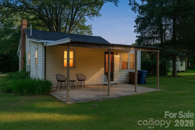 116 Barnes Lane, Stony Point, NC 28678