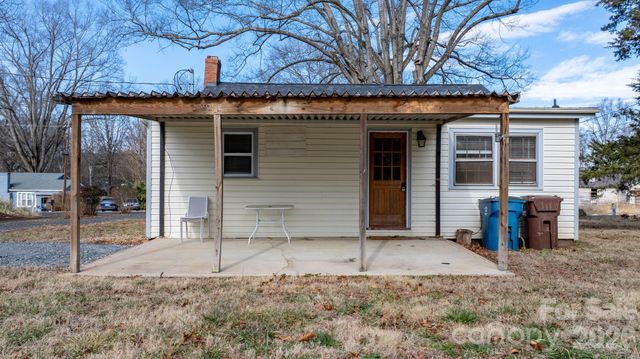 116 Barnes Lane, Stony Point, NC 28678