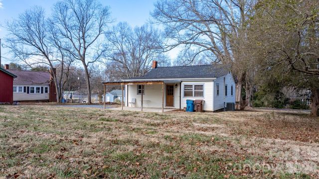 116 Barnes Lane, Stony Point, NC 28678