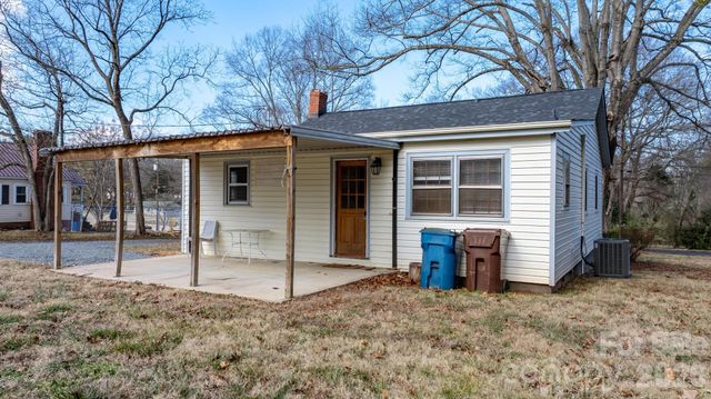 116 Barnes Lane, Stony Point, NC 28678