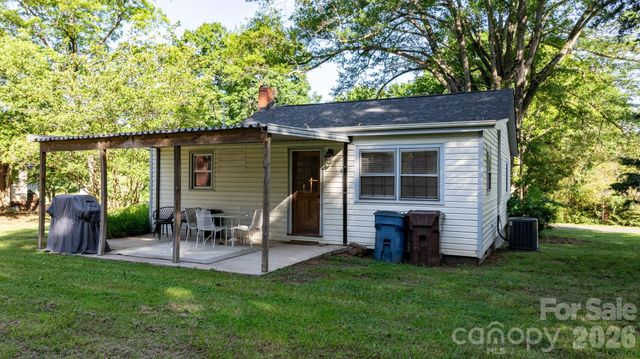 116 Barnes Lane, Stony Point, NC 28678