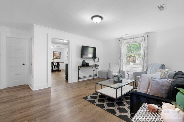 116 Barnes Lane, Stony Point, NC 28678