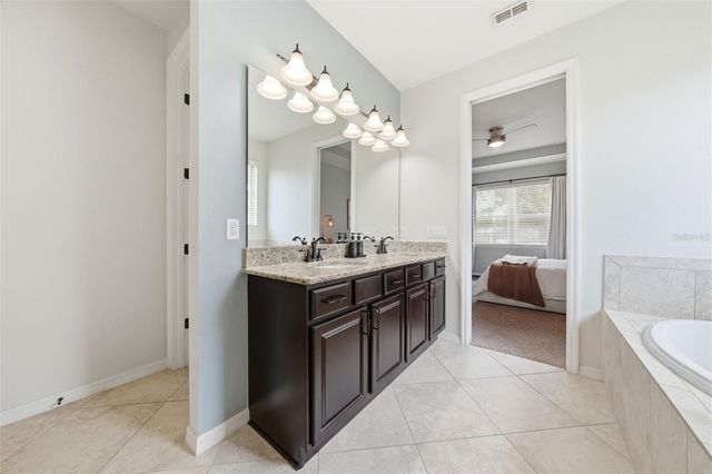 30040 DONNINGTON LOOP, Mount Dora, FL 32757