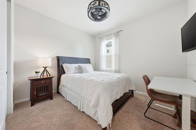 30040 DONNINGTON LOOP, Mount Dora, FL 32757