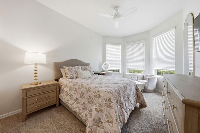 30040 DONNINGTON LOOP, Mount Dora, FL 32757