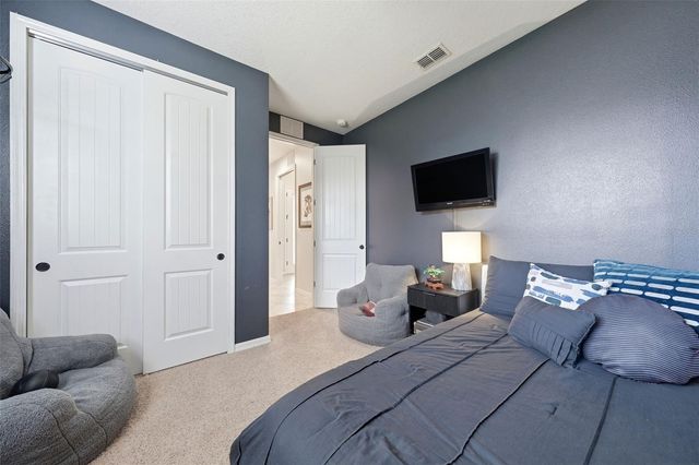 30040 DONNINGTON LOOP, Mount Dora, FL 32757
