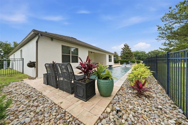 30040 DONNINGTON LOOP, Mount Dora, FL 32757