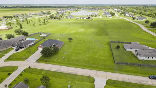28019 Palm Breeze Lane, Rosharon, TX 77583