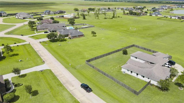 28019 Palm Breeze Lane, Rosharon, TX 77583