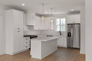 3342 Conviser Dr, Nashville, TN 37207