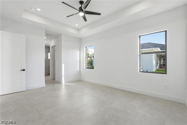 2305 SW 15th PL, Cape Coral, FL 33991