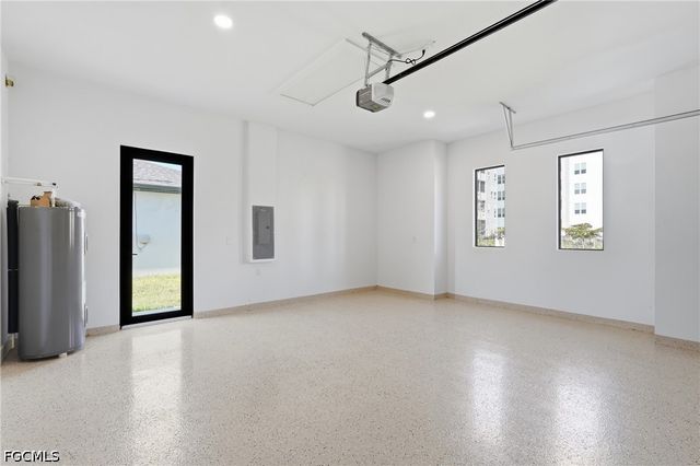 2305 SW 15th PL, Cape Coral, FL 33991