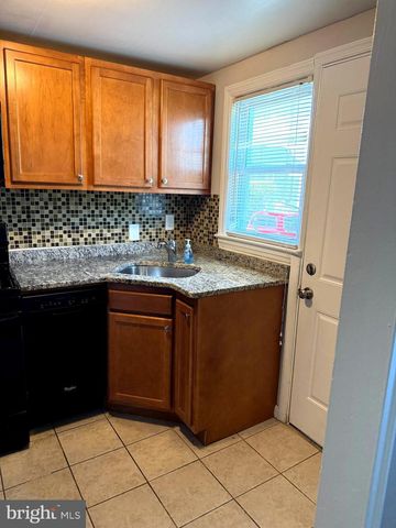 3841 26TH AVE, Temple Hills, MD 20748