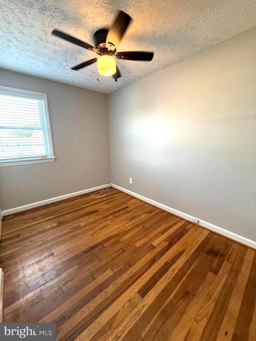 3841 26TH AVE, Temple Hills, MD 20748