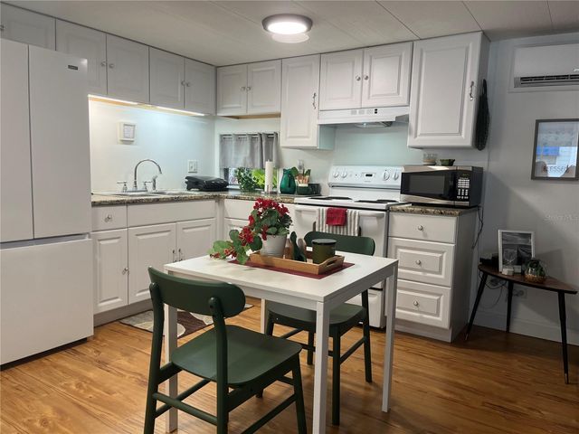 1509 23RD AVENUE W, Bradenton, FL 34205