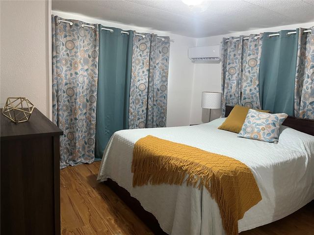 1509 23RD AVENUE W, Bradenton, FL 34205